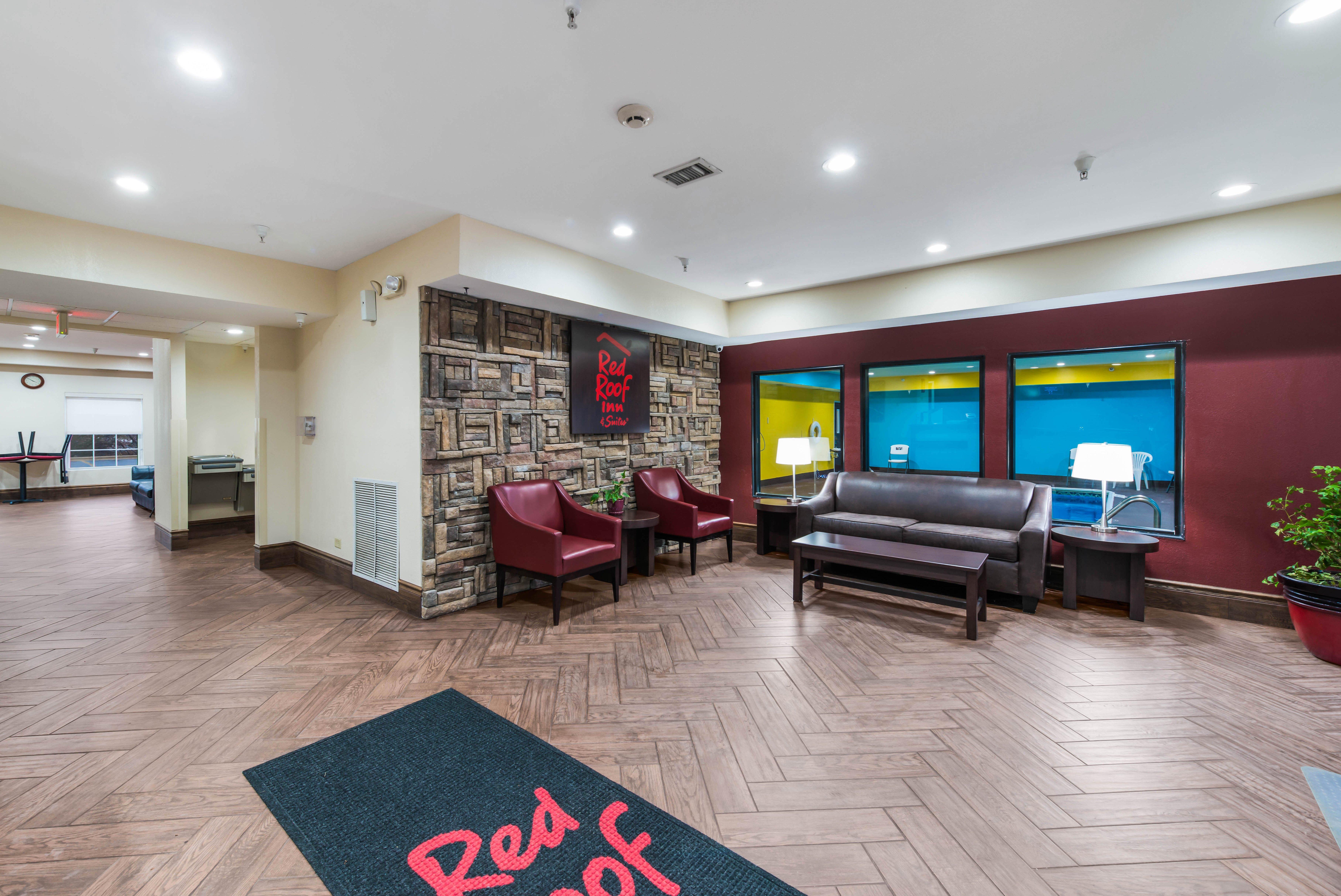 Red Roof Inn & Suites Monee Exterior photo