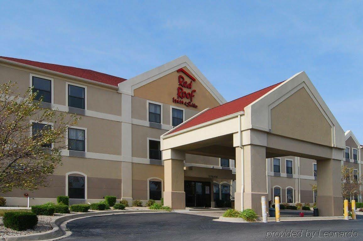 Red Roof Inn & Suites Monee Exterior photo